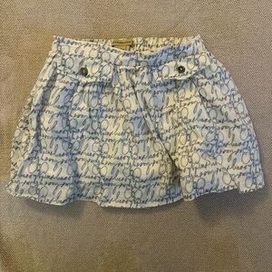 Beautiful Burberry little girl skirt in great condition size 4T